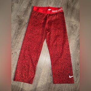 NIKE Pro Dri-Fit Red Capri Compressions